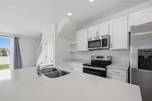 14087 Lilac Sky Ter, Bradenton, FL 34211 - Photo 10