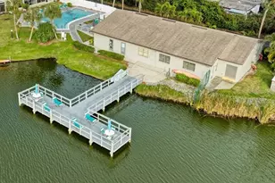 3276 Lake Bayshore Dr N, Bradenton, FL 34205 - Photo 24