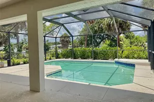 129 Fountain St, Port Charlotte, FL 33953 - Photo 4