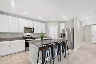 10025 Daybreak Glen, Parrish, FL 34219 - Photo 18