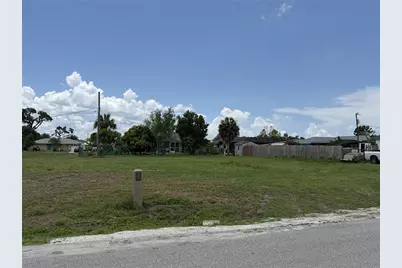 823 Spring Lake Boulevard NW, Port Charlotte, FL 33952 - Photo 2