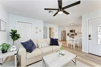 204 Bay Drive N, Bradenton Beach, FL 34217 - Photo 12