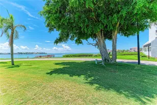 5700 Escondida Blvd S, Saint Petersburg, FL 33715 - Photo 34