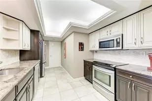 5700 Escondida Blvd S, Saint Petersburg, FL 33715 - Photo 6