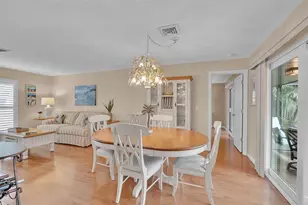 732 S Gondola Dr, Venice, FL 34293 - Photo 14
