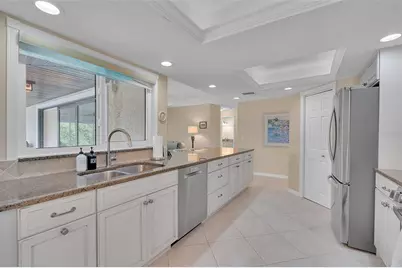 732 S Gondola Drive, Venice, FL 34293 - Photo 16