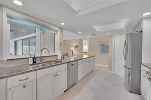 732 S Gondola Dr, Venice, FL 34293 - Photo 16