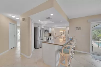 732 S Gondola Drive, Venice, FL 34293 - Photo 20