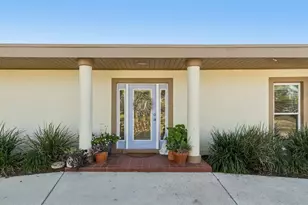 618 Whitfield Ave, Sarasota, FL 34243 - Photo 2