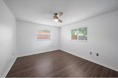 2619 Robinson Avenue, Sarasota, FL 34232 - Photo 18