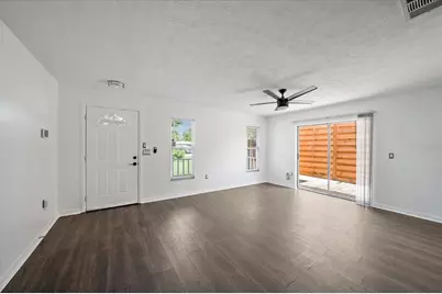 2619 Robinson Avenue, Sarasota, FL 34232 - Photo 6
