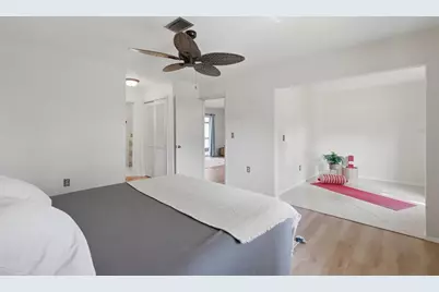 404 Oxford Drive #404, Nokomis, FL 34275 - Photo 12