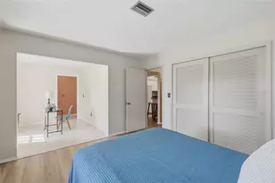 404 Oxford Dr, Nokomis, FL 34275 - Photo 18