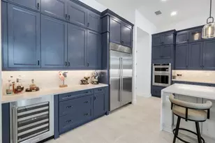 2428 Waterfront Cir, Sarasota, FL 34240 - Photo 14