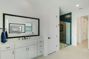 2428 Waterfront Cir, Sarasota, FL 34240 - Photo 32