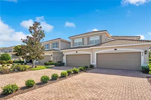 415 Winding Brook Ln, Bradenton, FL 34212 - Photo 2