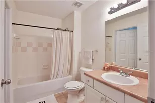 5570 Rosehill Rd, Sarasota, FL 34233 - Photo 8