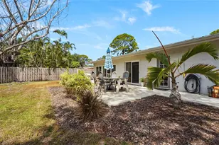 138 Holly Ave, Sarasota, FL 34243 - Photo 34