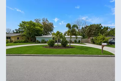 138 Holly Avenue, Sarasota, FL 34243 - Photo 4