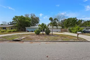 138 Holly Ave, Sarasota, FL 34243 - Photo 38