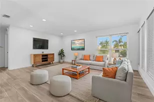 138 Holly Ave, Sarasota, FL 34243 - Photo 6