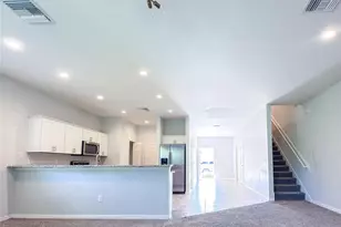 1097 Grantham Dr, Sarasota, FL 34234 - Photo 14