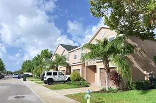 1097 Grantham Dr, Sarasota, FL 34234 - Photo 6