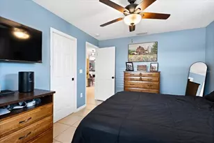 4050 Rockefeller Ave, Sarasota, FL 34231 - Photo 16