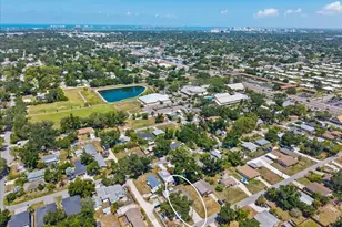 4050 Rockefeller Ave, Sarasota, FL 34231 - Photo 30