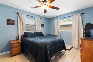 4050 Rockefeller Ave, Sarasota, FL 34231 - Photo 14