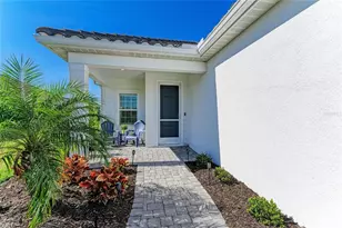 9920 Crystal Isles Cir, Sarasota, FL 34241 - Photo 8