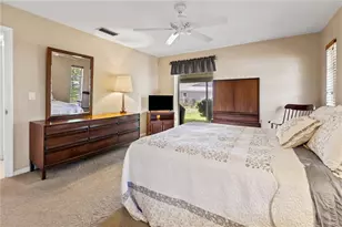 7411 Dickens Dr, Sarasota, FL 34231 - Photo 10
