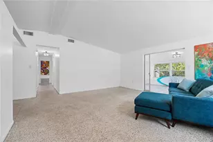 4624 Naomi Ridge Ln, Sarasota, FL 34233 - Photo 6