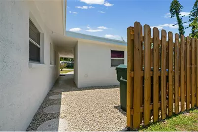 4624 Naomi Ridge Lane, Sarasota, FL 34233 - Photo 34