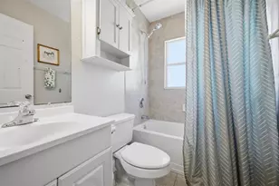 2441 17th St W, Palmetto, FL 34221 - Photo 8