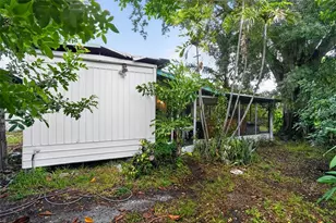 509 Domino Dr N, Ruskin, FL 33570 - Photo 4