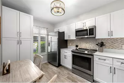 6015 27th Street W #1C, Bradenton, FL 34207 - Photo 2