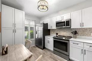 6015 27th St W, Bradenton, FL 34207 - Photo 2