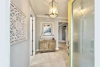 2946 Trustee Avenue, Sarasota, FL 34243 - Photo 8