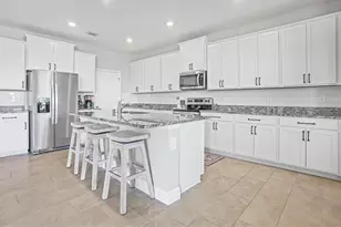 17925 Fattoria Ter, Lakewood Ranch, FL 34211 - Photo 10
