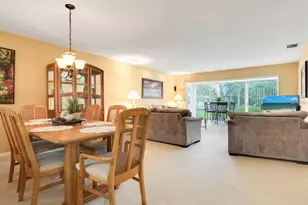 3130 Ringwood Meadow, Sarasota, FL 34235 - Photo 8