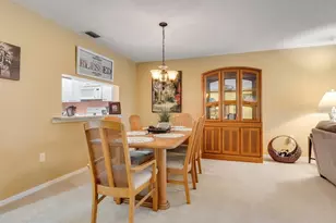 3130 Ringwood Meadow, Sarasota, FL 34235 - Photo 10