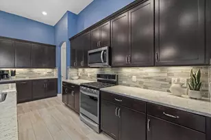12105 Seabrook Ave, Bradenton, FL 34211 - Photo 12