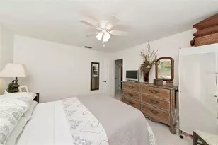 3602 Joyce Dr, Bradenton, FL 34208 - Photo 12