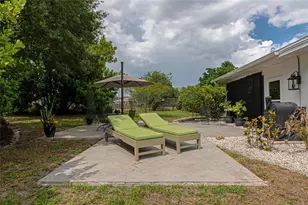 3602 Joyce Dr, Bradenton, FL 34208 - Photo 30