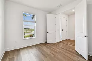 7571 Hawkstone Dr, Sarasota, FL 34241 - Photo 10