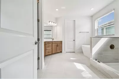 7571 Hawkstone Drive, Sarasota, FL 34241 - Photo 32