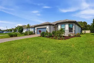 824 Gadwall Ct, Bradenton, FL 34212 - Photo 2