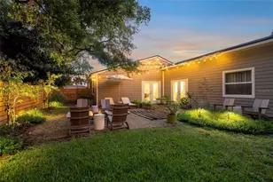 319 Bearded Oaks Cir, Sarasota, FL 34232 - Photo 48