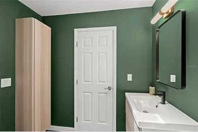 319 Bearded Oaks Circle, Sarasota, FL 34232 - Photo 28